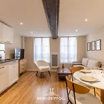 Le Bois Bleu 2nd Floor Elegance & Comfort In The Heart Of Daire