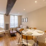Le Bois Bleu 2nd Floor Elegance & Comfort In The Heart Of *