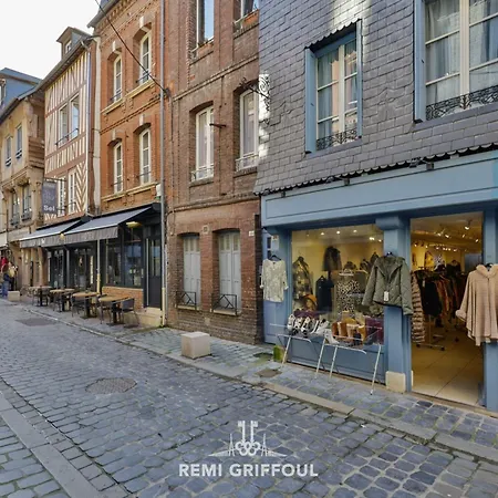 Apartmán Le Bois Bleu 2nd Floor Elegance & Comfort In The Heart Of Honfleur