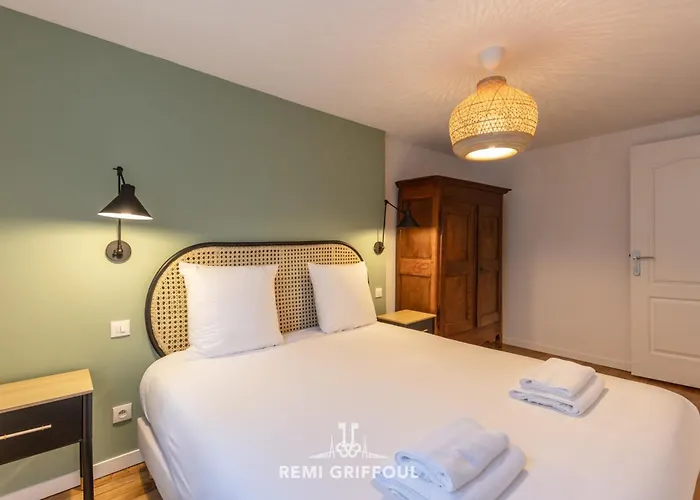 Le Bois Bleu 2nd Floor Elegance & Comfort In The Heart Of * Honfleur
